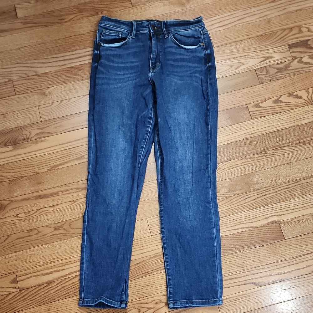Judy Blue Dark Blue Skinny Jeans with Subtle Whiskering